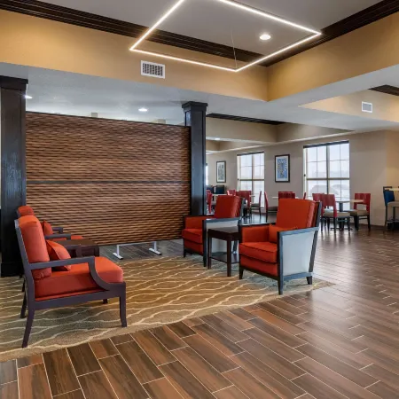 Comfort Inn & Suites Cedar Rapids Cid Eastern Iowa Airport Hotels in Cedar Rapids