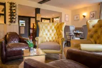 The Bull Inn Pub فنادق في Midgham