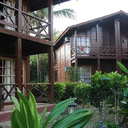 Hotel Villa Maguana Отели в г. Баракоа
