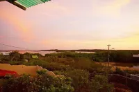 Galapagos Chalet - Ocean View