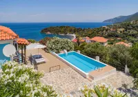 Mouzakis Villas Hotel di Vathi