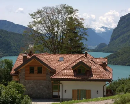 Agriturismo Ai Castioni Hotels in Molveno