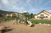 Swan Mountain Resort