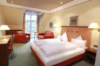 Hotel Lamm فنادق في Leidersbach