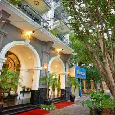 Aira Boutique Hanoi Hotel & Spa Hotel Exterior