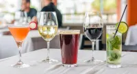 Sands Harbor Resort and Marina - bar