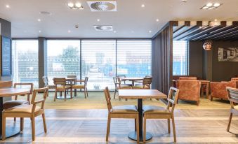 Premier Inn Wokingham Town Centre