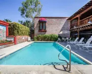 Comfort Suites at Sabino Canyon Hotels in Tucson