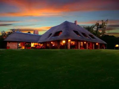 African Footprints Lodge Hotels near Makhulong Stadium