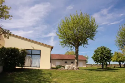 Gites de Montvaltin Hotéis em Saone-et-Loire