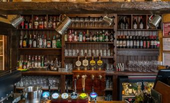The George Inn & Plaine