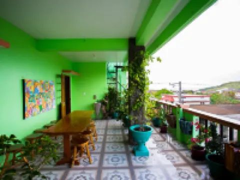 Midtown Inn - Batanes バタネスのホテル