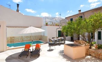 Mallorca Town House with Pool