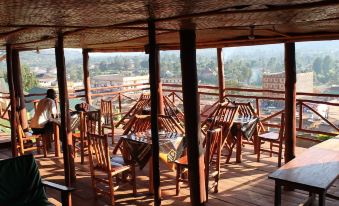 Town View Inn - Housity