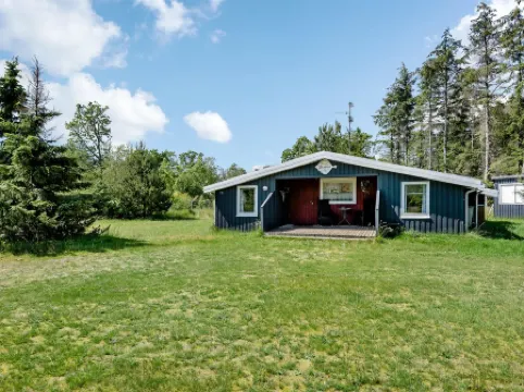 "Gangulf" - 150m from the Sea