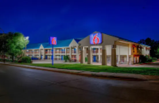 Motel 6 Arlington, TX Hotels in Arlington