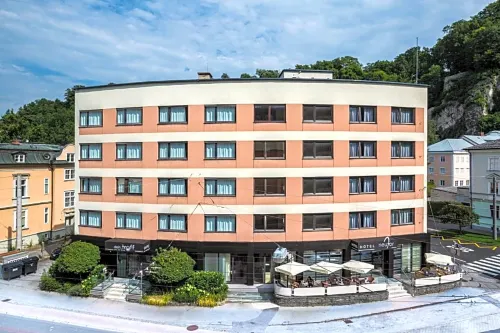 Neutor Hotel Salzburg Zentrum - Parkplatz