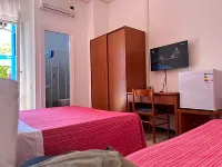 Hotel Caravan
