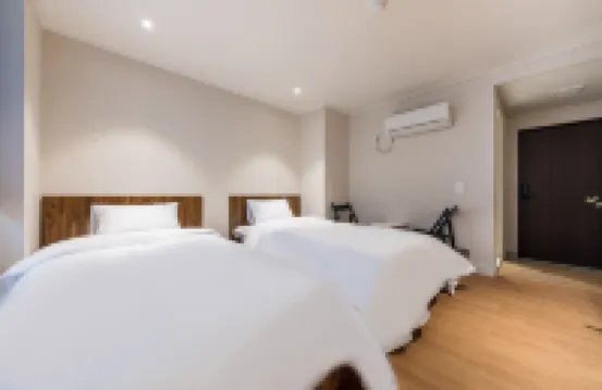 Busan Gwangalli W Hotels near Boriam Hermitage