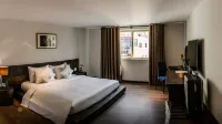 Cochin Zen Hotel