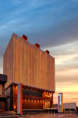 The Elements Hotels near Race Course Garden