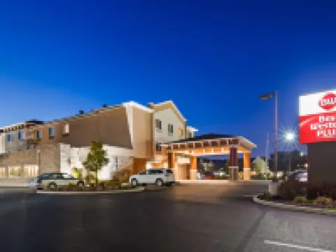 Best Western Plus Boardman Inn  Suites Hotels in Boardman Township