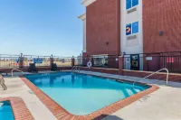 Comfort Inn & Suites - Pools