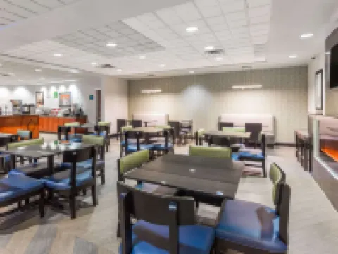 Wingate by Wyndham Chesapeake Hotels in Chesapeake