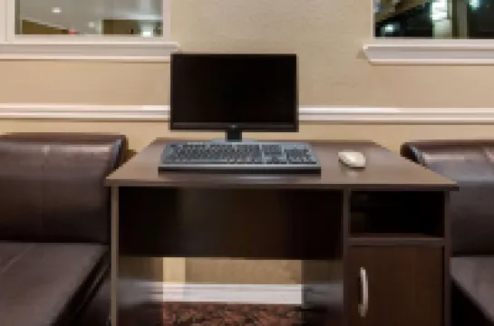 Super 8 by Wyndham Richardson Dallas Hotels in Richardson