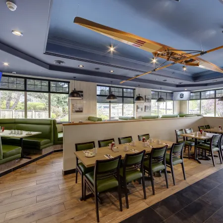 Holiday Inn VICTORIA – ELK LAKE by IHG