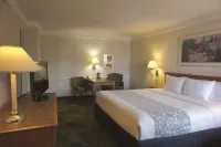 Baymont by Wyndham Austin University Area Hotels in Austin