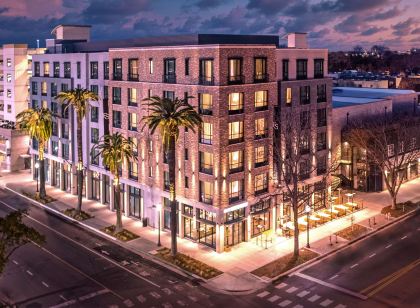 The Fort Sutter Hotel Sacramento, Tapestry Collection by Hilton