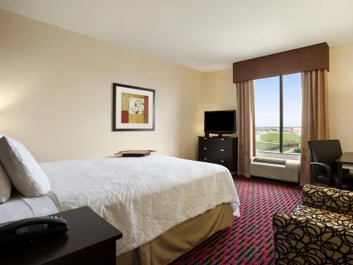 Hampton Inn & Suites Houston/League City Hotels in Dickinson