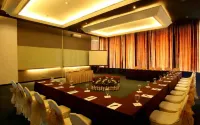 Mikie Holiday Resort & Hotel