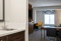 Hampton Inn & Suites Los Angeles/Sherman Oaks Hotels in Van Nuys