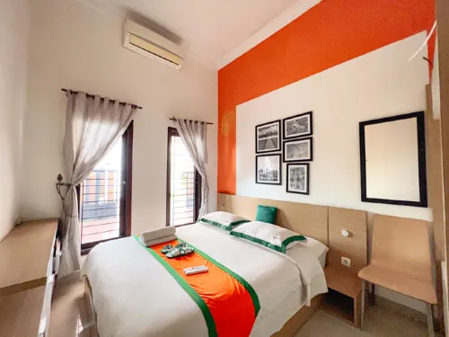 Homestay Syariah Sawitsari Dekat Pakuwon Mall Dan Ugm by Simply Homy