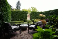 Black Walnut Inn & Vineyard