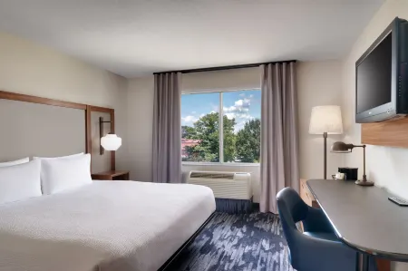 Fairfield Inn & Suites by Marriott Albany Отели рядом с достопримечательностью «Flint RiverQuarium»