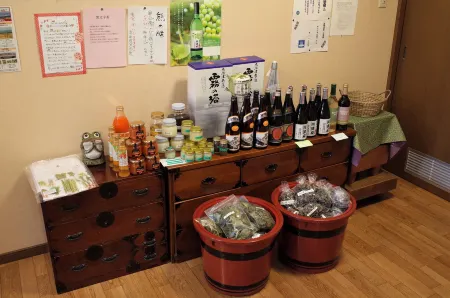 Sakamaki Onsen Kawatsuya Отели рядом со станцией JR Tsunan station