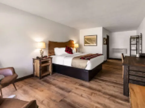 Travelodge by Wyndham Emlenton Hotels in Venango County