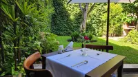 248 Finisterra Hotels near Jorge Newbery Airport