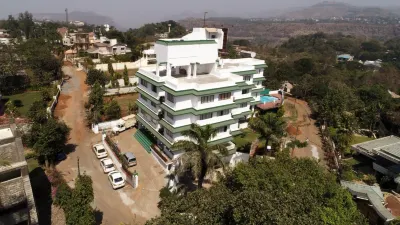Sunrise Hill Resort Hotels in Kune N.m.