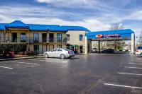 Econo Lodge 페이엣빌 호텔