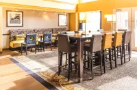 Hampton Inn & Suites Chicago/Hoffman Estates - breakfast