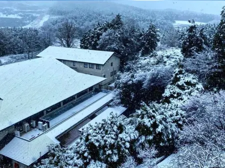 Mashikokan Satoyama Resort Hotel Отели в г. Моока