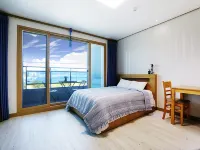 Tongyeong Cobalt Blue Pension
