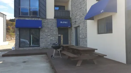 Geumsan Blue Pension Отели в г. Кымсан