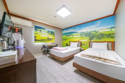 Goseong Palace Hotels near Lord Justo Ukon Takayama Monument