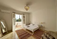 Villa la Corniche Hotels in Аммаме