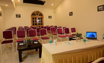 Aaroham Resort Shimla ! Luxury Cottage by Aamod Group